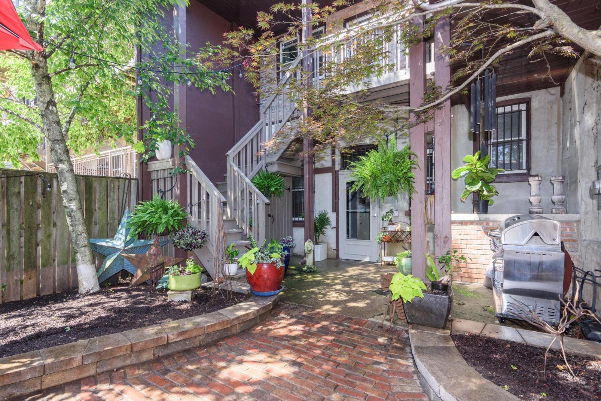 House 5863- Chicago'S Premier Bed And Breakfast Экстерьер фото