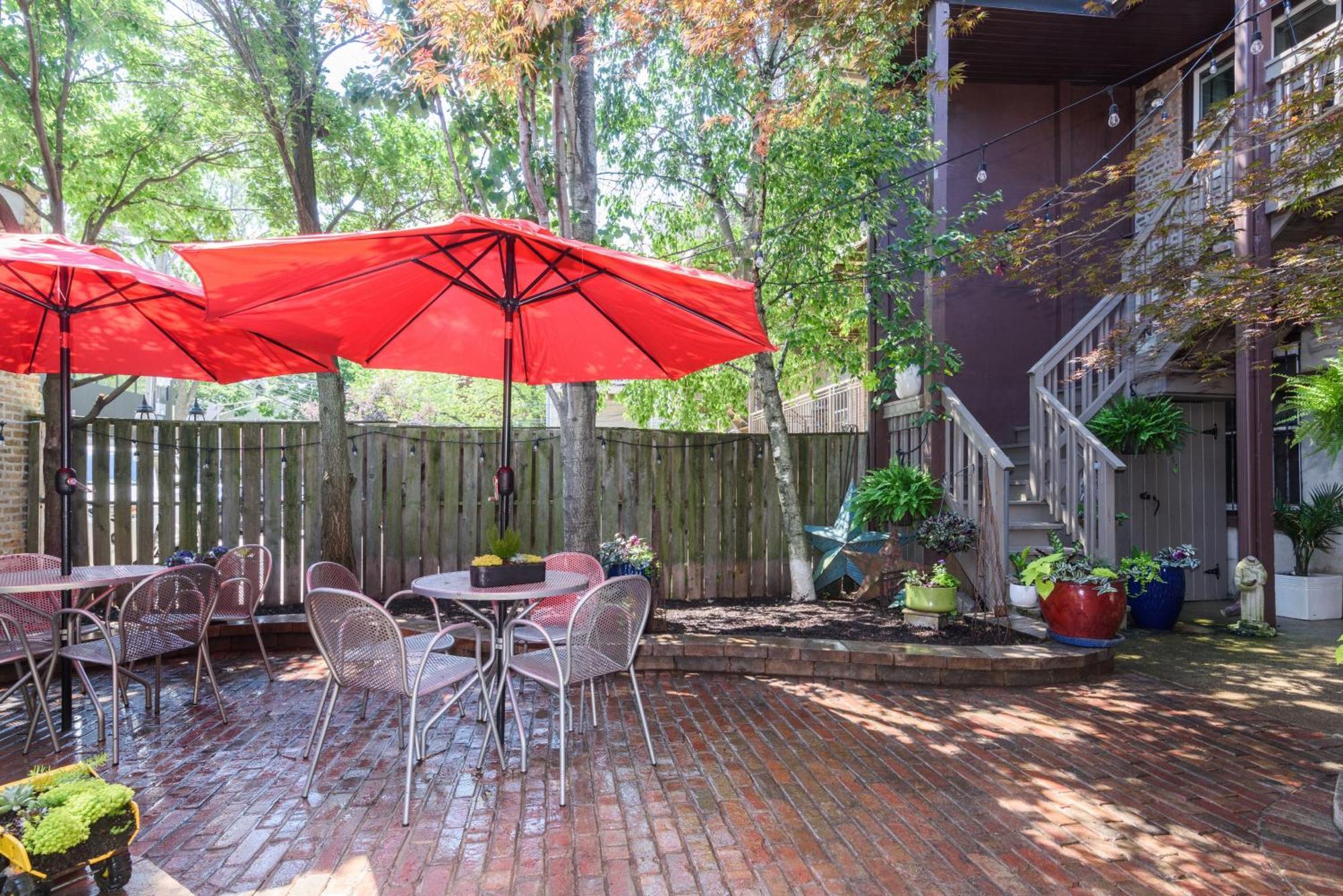 House 5863- Chicago'S Premier Bed And Breakfast Экстерьер фото