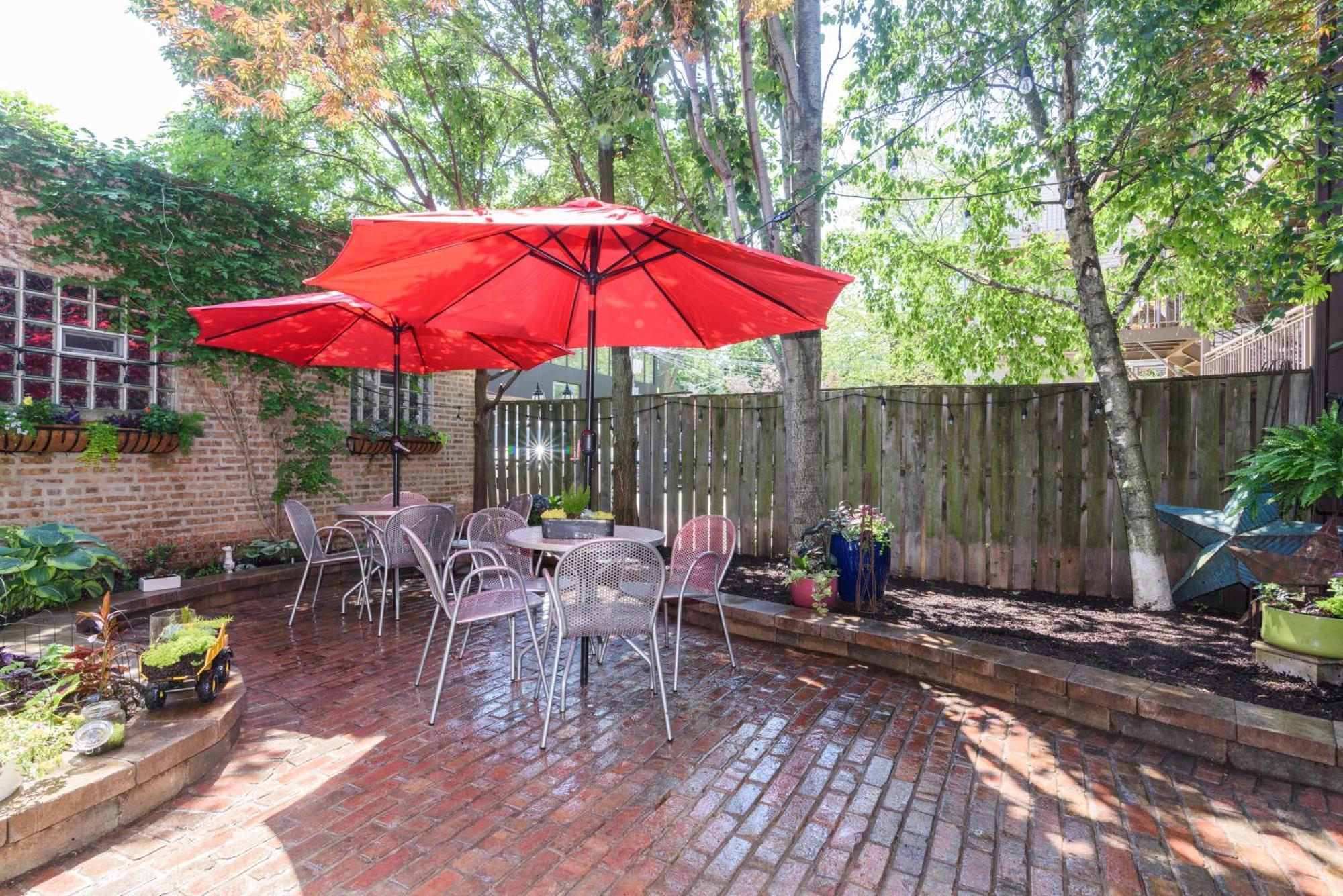 House 5863- Chicago'S Premier Bed And Breakfast Экстерьер фото
