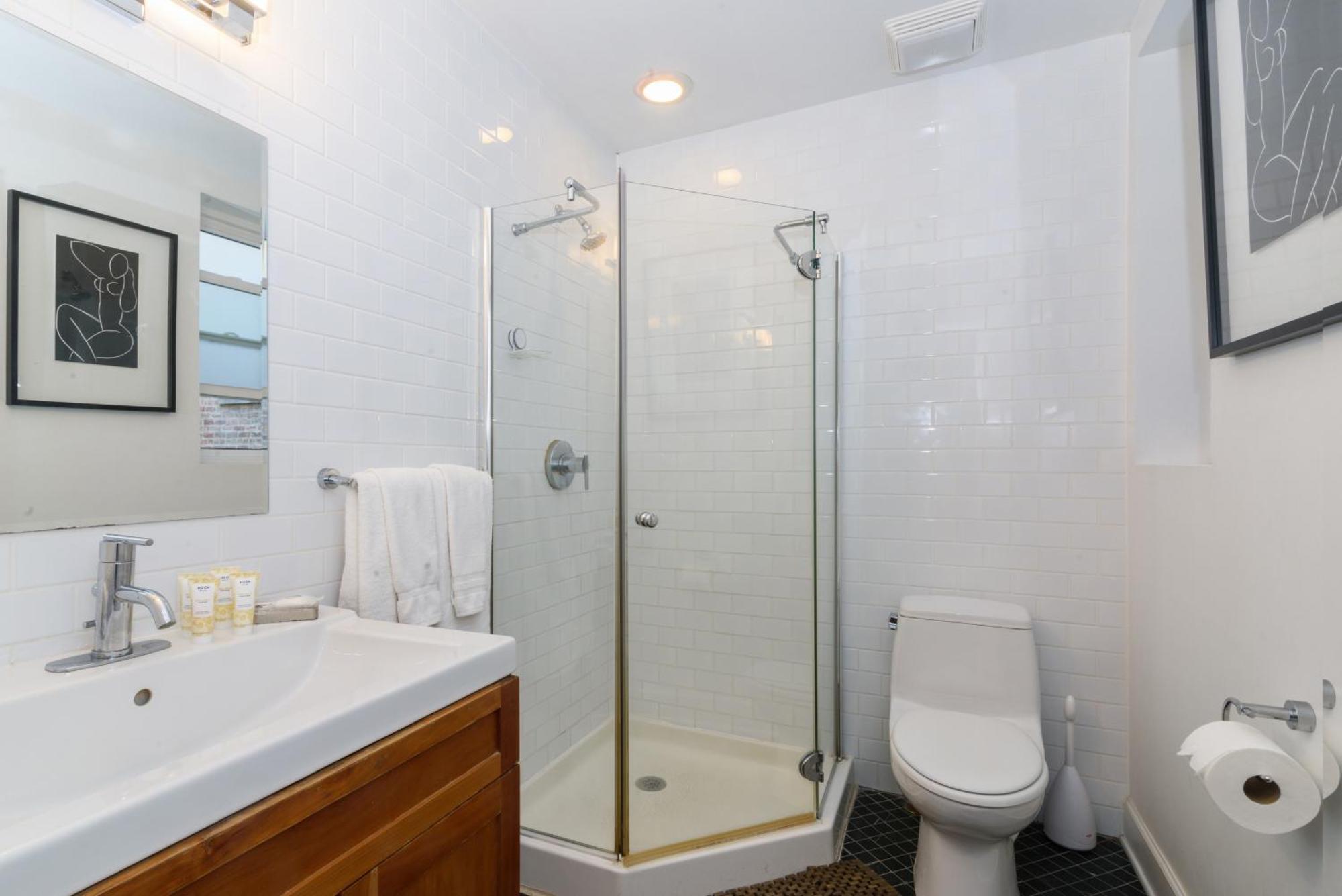 House 5863- Chicago'S Premier Bed And Breakfast Номер фото