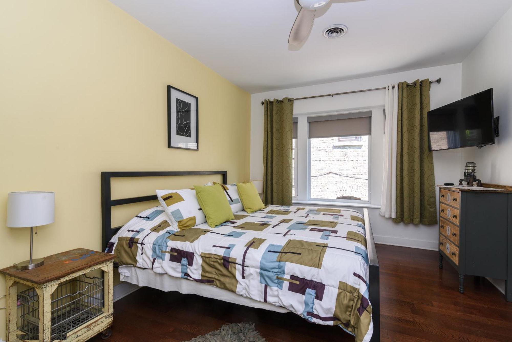 House 5863- Chicago'S Premier Bed And Breakfast Номер фото