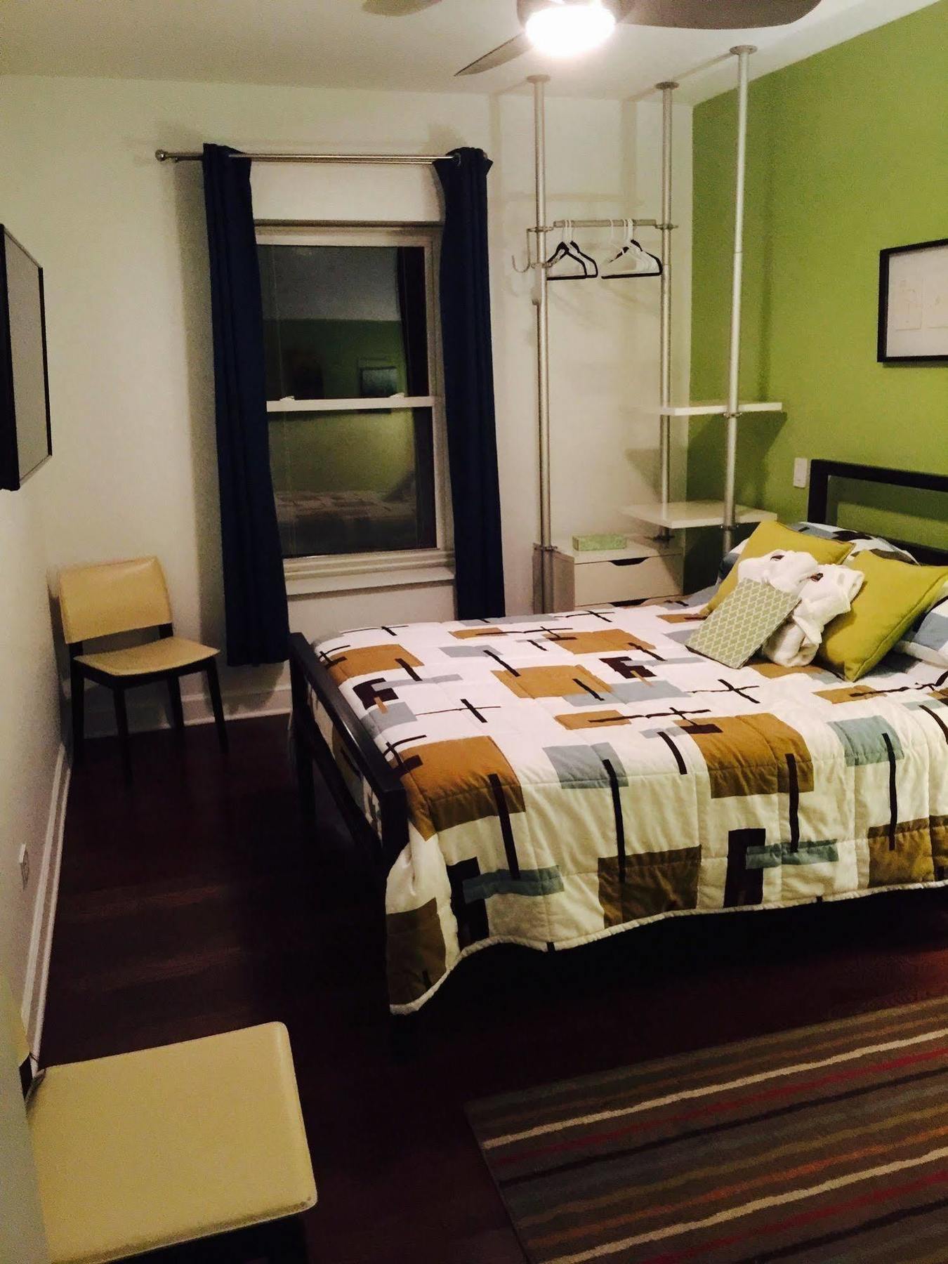 House 5863- Chicago'S Premier Bed And Breakfast Экстерьер фото