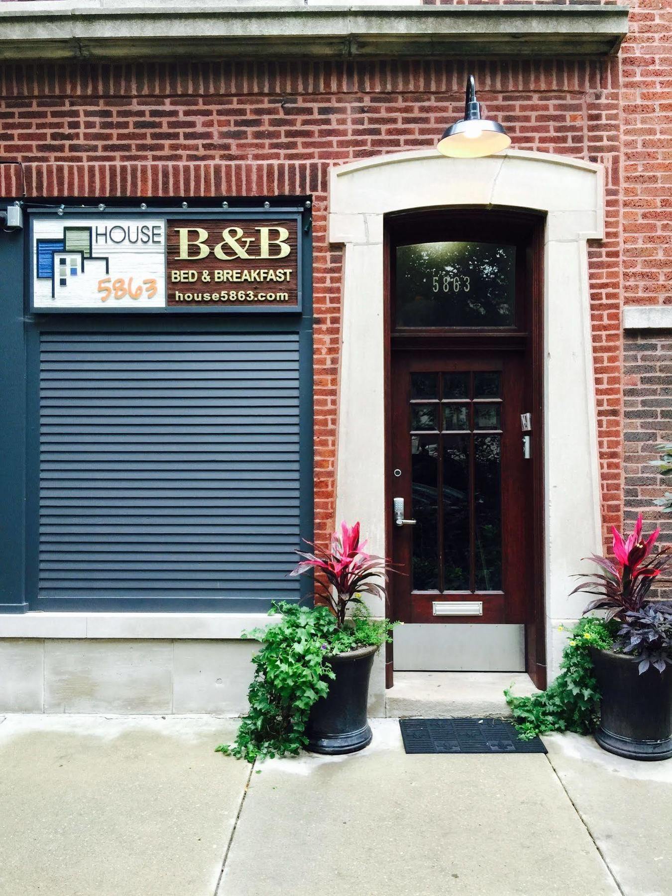 House 5863- Chicago'S Premier Bed And Breakfast Экстерьер фото