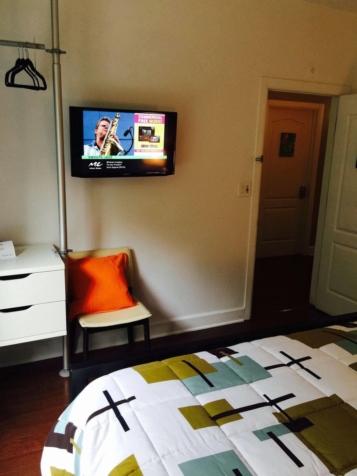 House 5863- Chicago'S Premier Bed And Breakfast Экстерьер фото